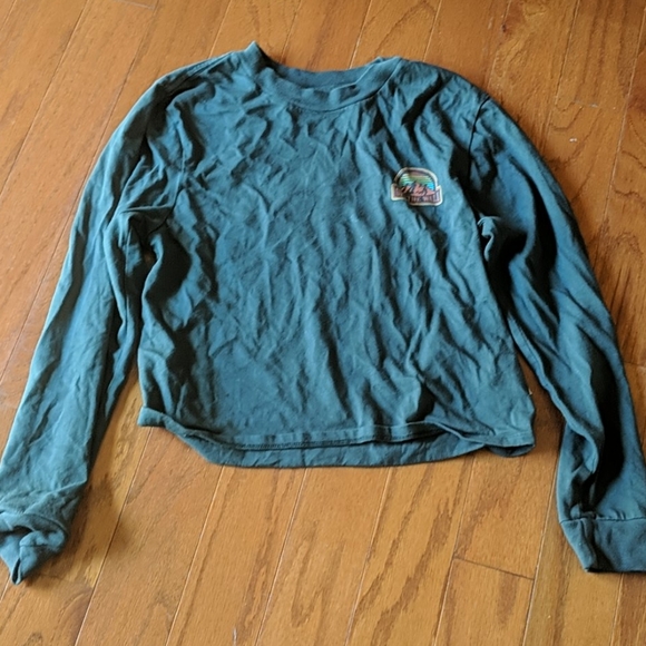 Cutest vans green shirt💚 - Picture 1 of 2